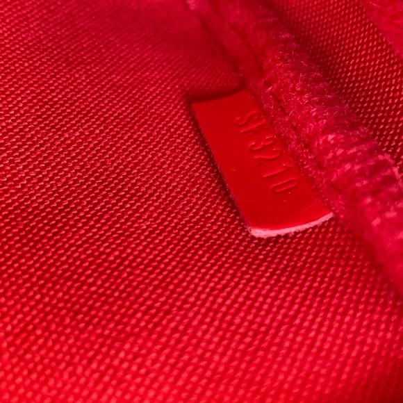 LOUIS Vuitton Christmas 2020 mini pochette access - Picture 13 of 13